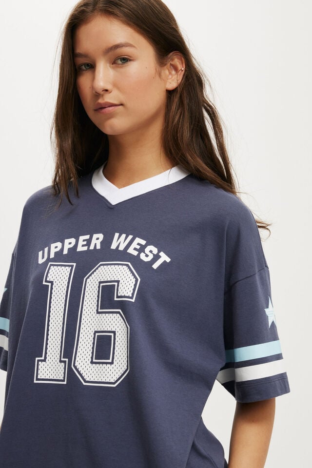 Cotton On V Neck Retro Graphic Boxy Tee 16/ Collegiate Navy