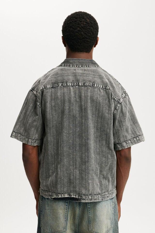 Cotton On Washed Box Fit Short Sleeve Shirt Washed Black