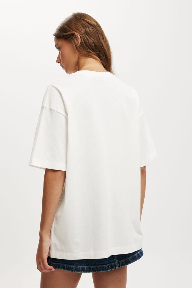 Cotton On Willie Nelson Boxy Graphic Tee Lcn Br Willie Nelson Horse/ Vintage White