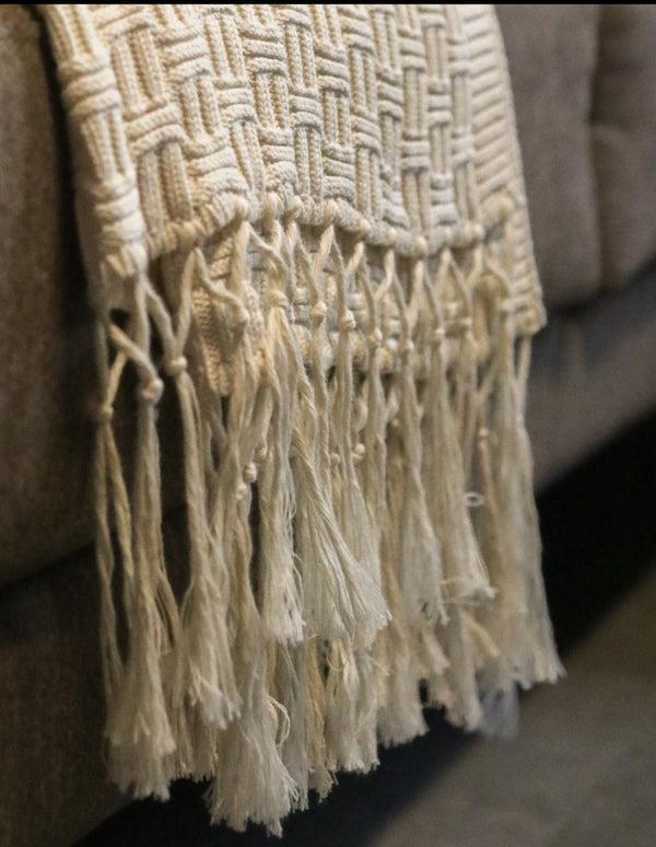 Cottonique 100% Organic Cotton Throw Blanket With Tassels