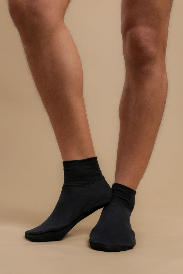 Cottonique Latex-Free Adult Booties (2 Pairs/pack)