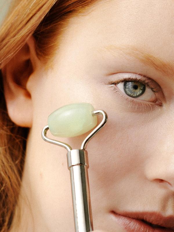 Cowshed Jade Face Roller