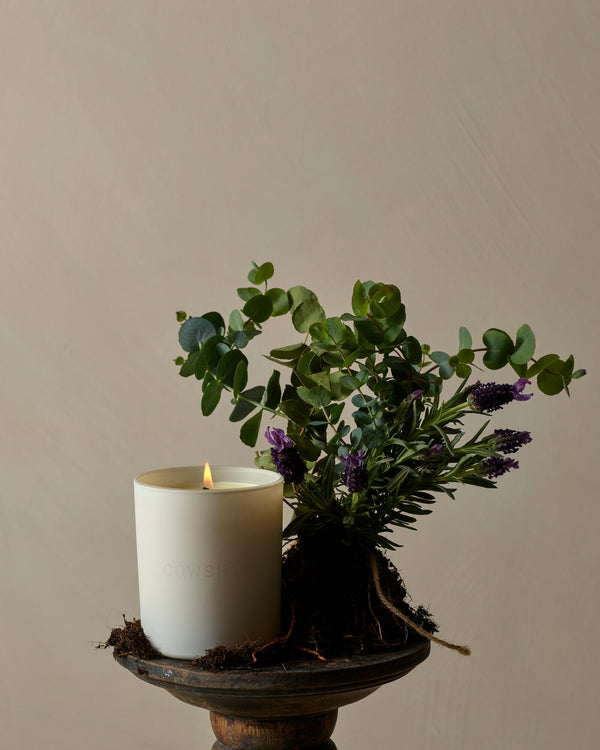 Cowshed Relax Room Candle