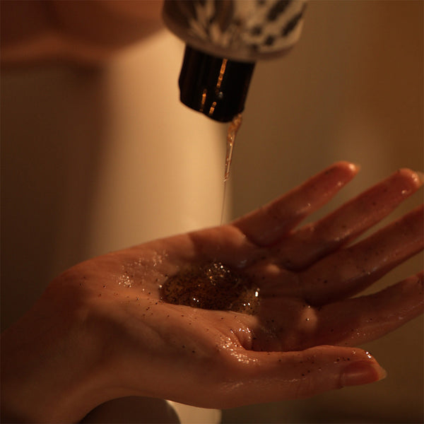 Cowshed Relax Shower Scrub