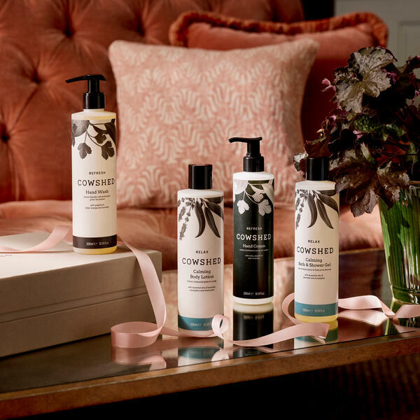 Cowshed Signature Hand & Body Set