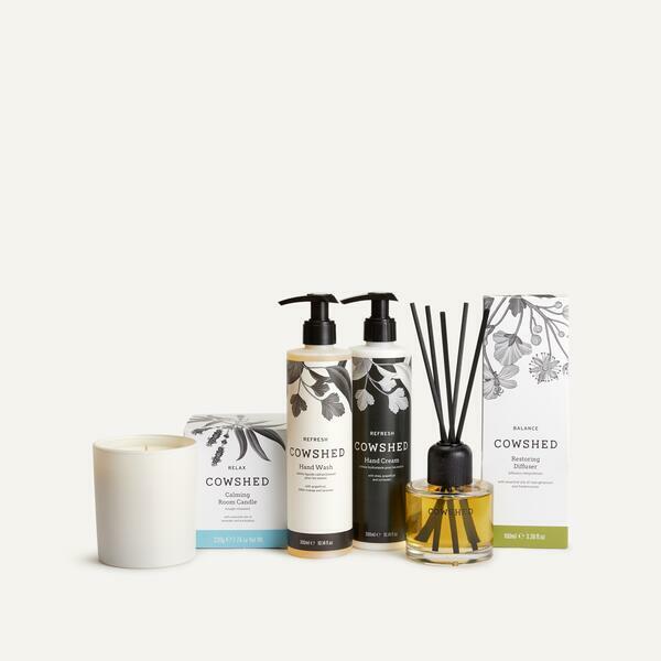 Cowshed Welcome Home Hamper