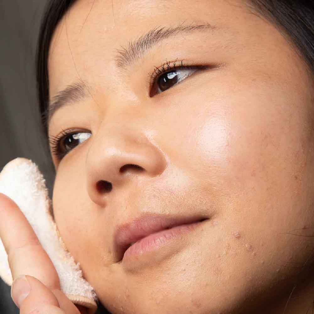 Crabtree & Evelyn Brighten + Hydrate Exfoliating Tonic - 130ml