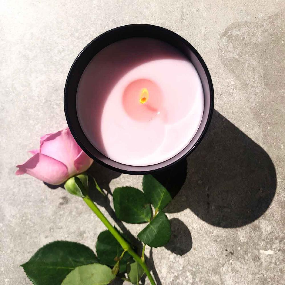 Crabtree & Evelyn Femme De Force Candle - 250g