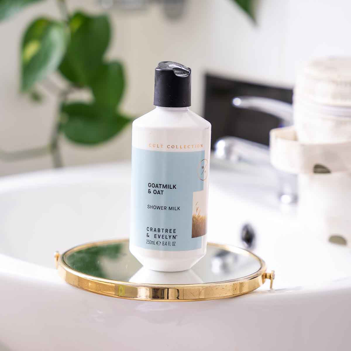 Crabtree & Evelyn Goatmilk & Oat Shower Milk - 250ml