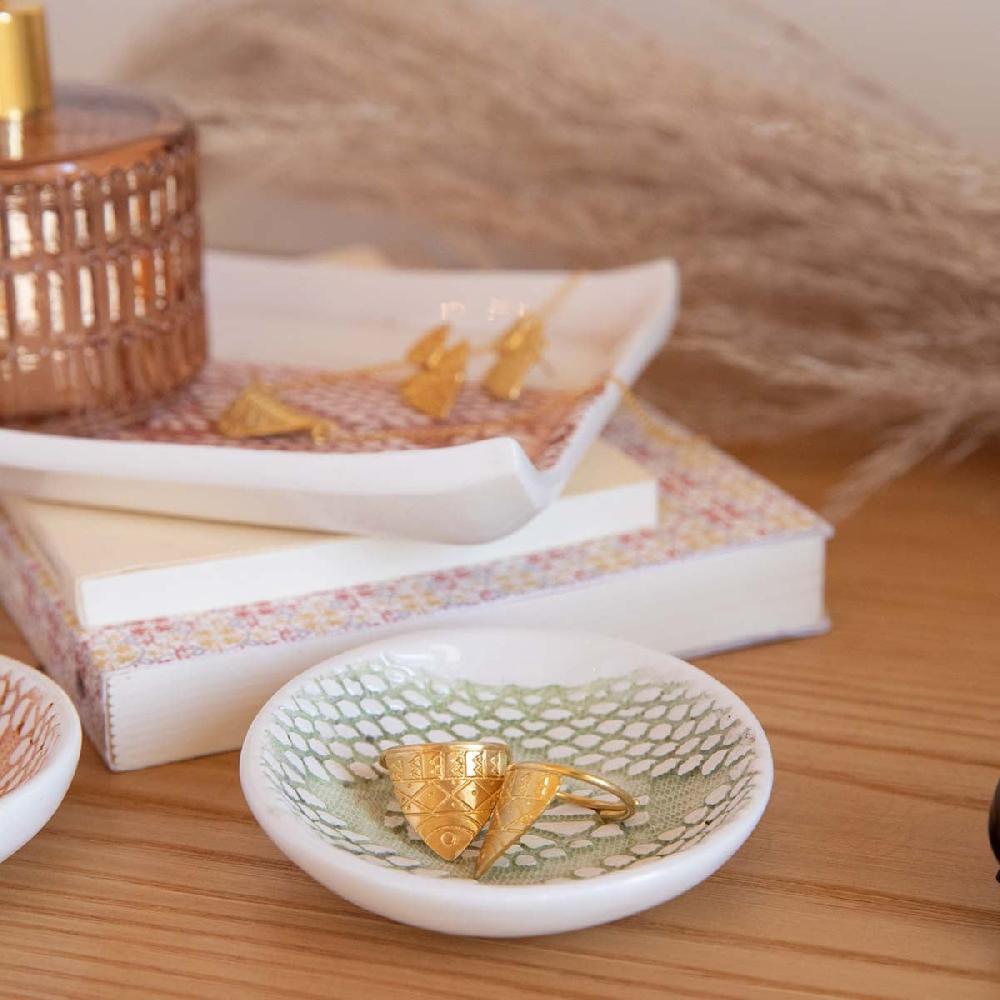 Crabtree & Evelyn Pyrgi Ring