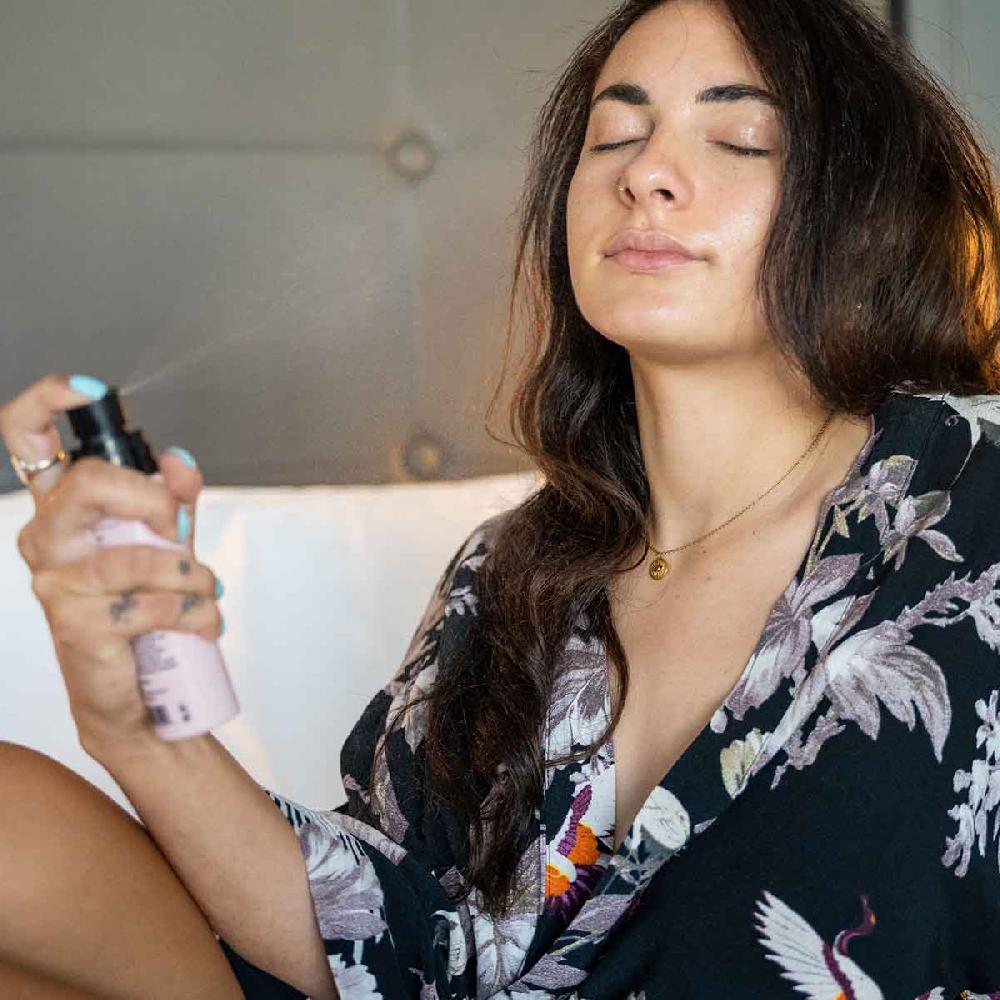 Crabtree & Evelyn Refresh Floral Face Mist - 75ml