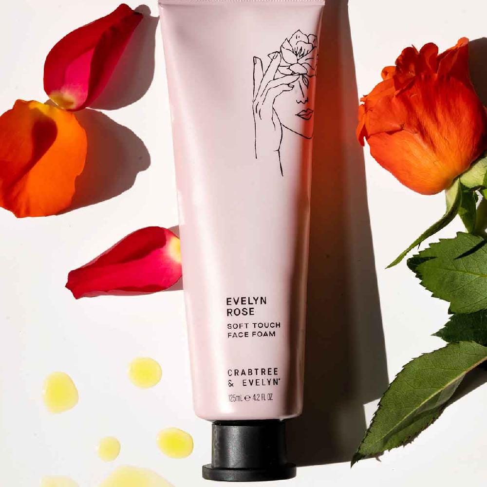 Crabtree & Evelyn Soft Touch Face Foam - 125ml