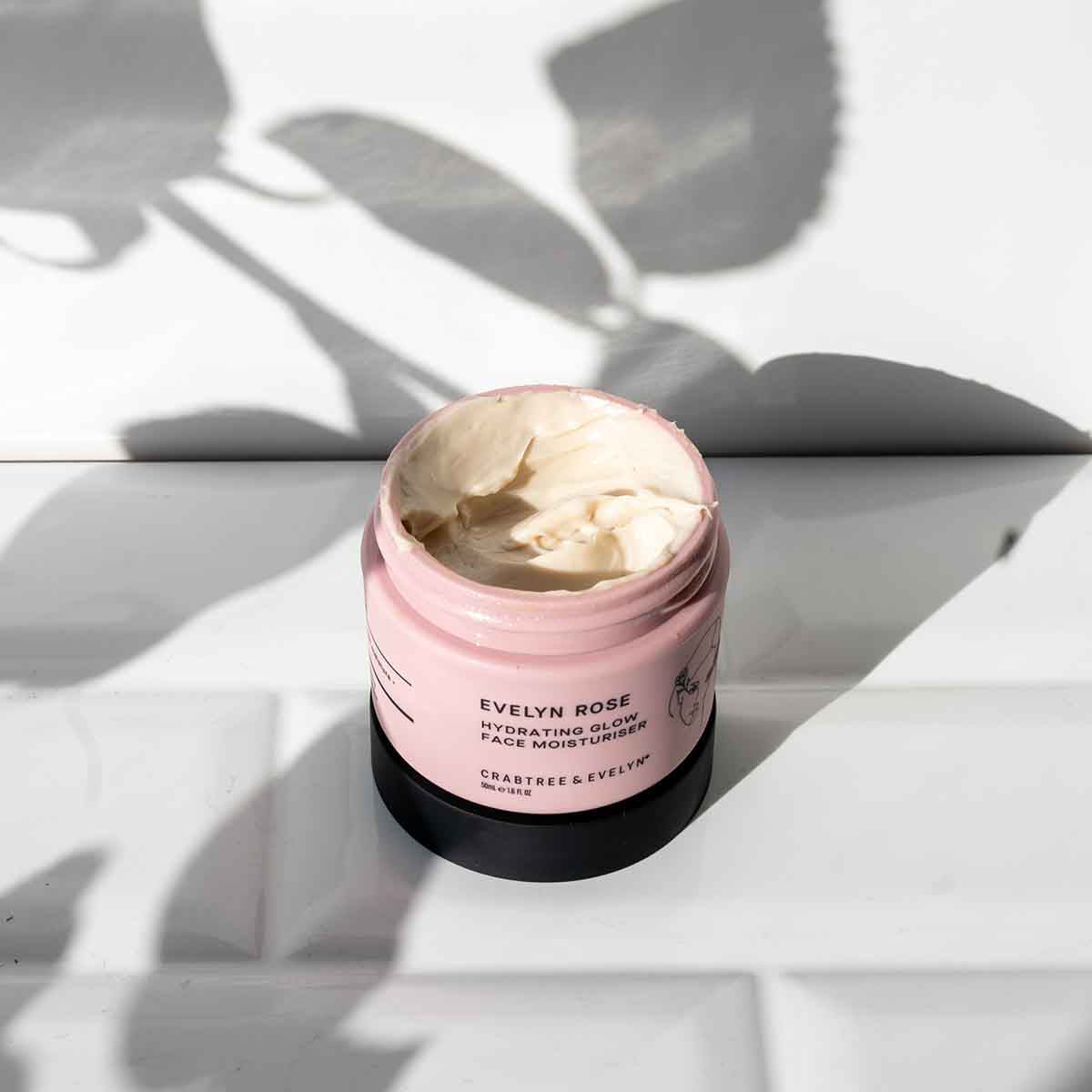 Crabtree & Evelyn Hydrating Glow Face Moisturiser - 50ml