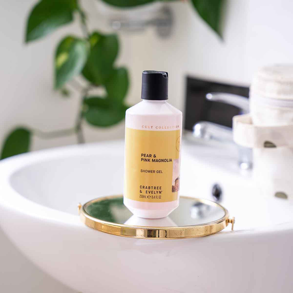 Crabtree & Evelyn Pear & Pink Magnolia Shower Gel - 250ml