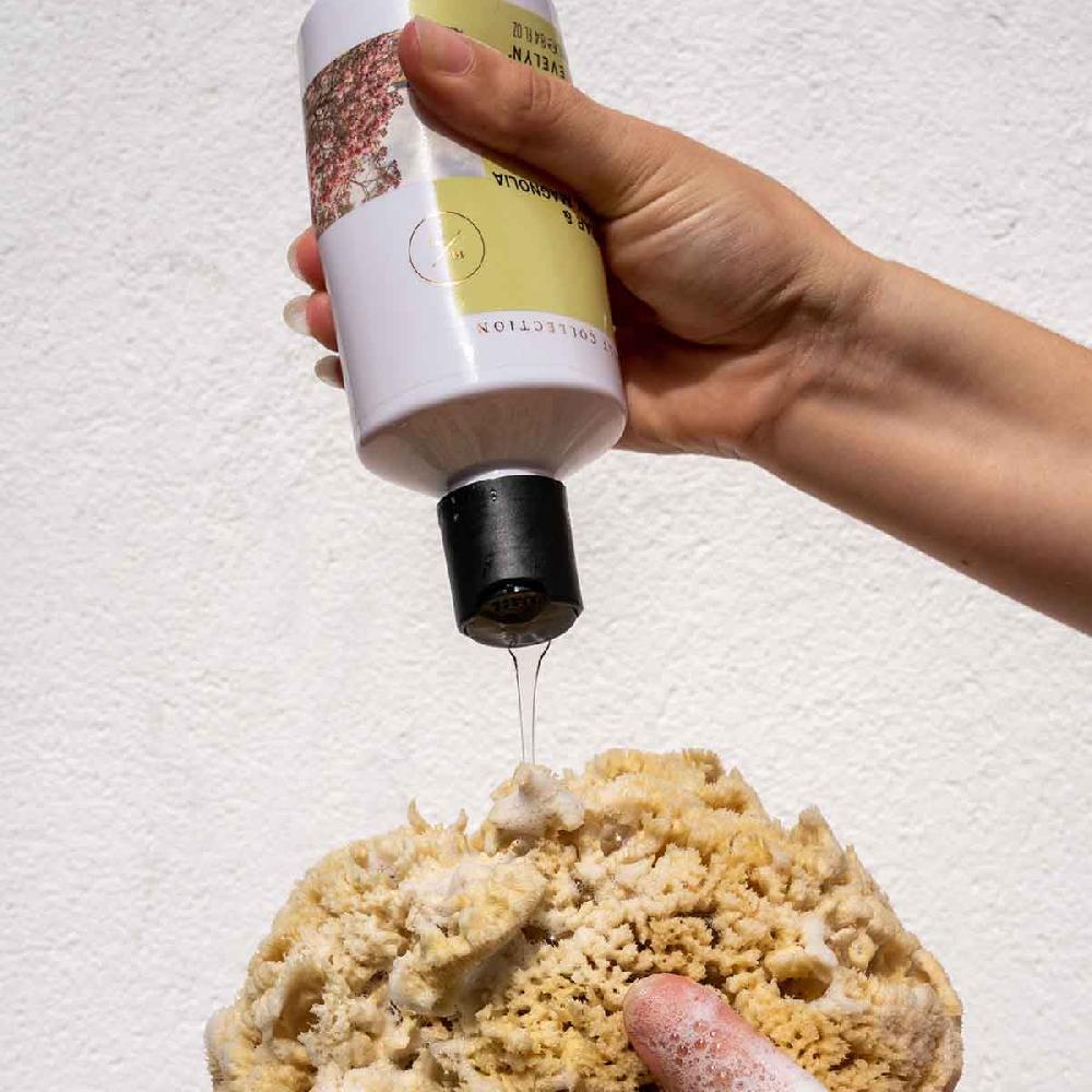 Crabtree & Evelyn Pear & Pink Magnolia Shower Gel - 250ml