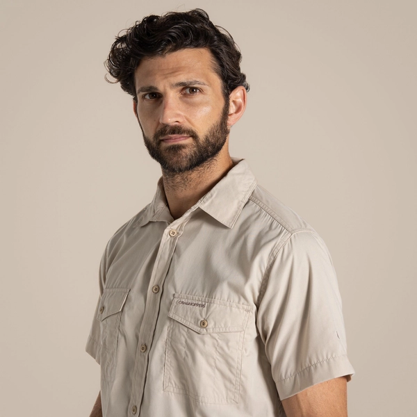 Craghoppers Men's Kiwi Short Sleeved Shirt | Oatmeal