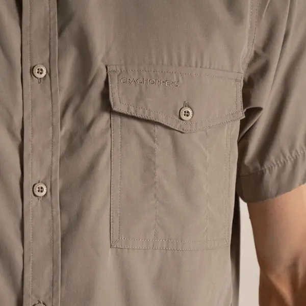 Craghoppers Men's Kiwi Short Sleeved Shirt | Pebble
