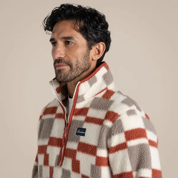 Craghoppers Men's Clifford Half Zip Fleece | Red Beach Print
