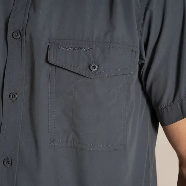 Craghoppers Men's Kiwi Short Sleeved Shirt | Dark Grey
