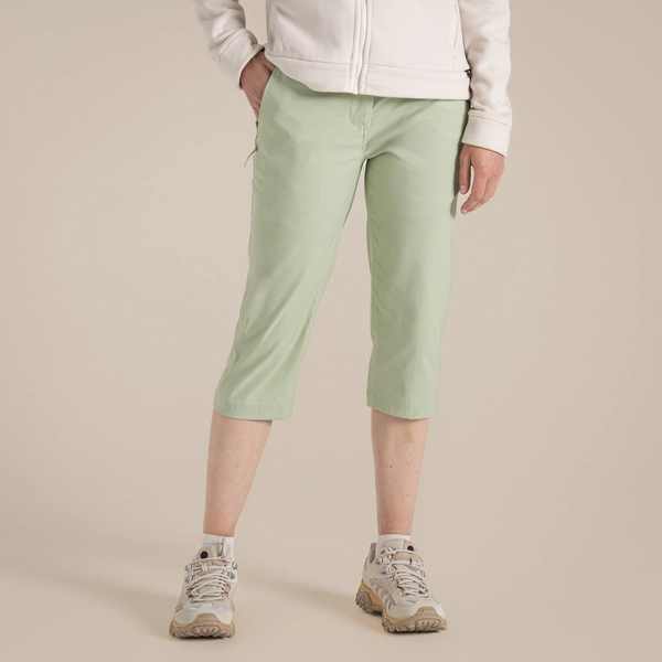 Craghoppers Women's Kiwi Pro II Crop Trousers | Bud Green