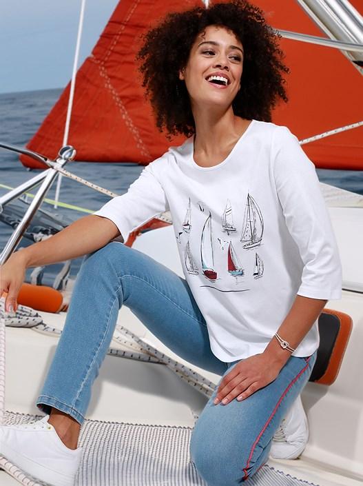 creation l White Sailboat Motif Top