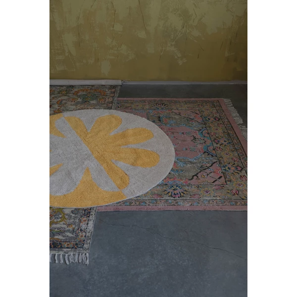 Creative Co Op Cotton Tufted Two-Tone Rug With Flower