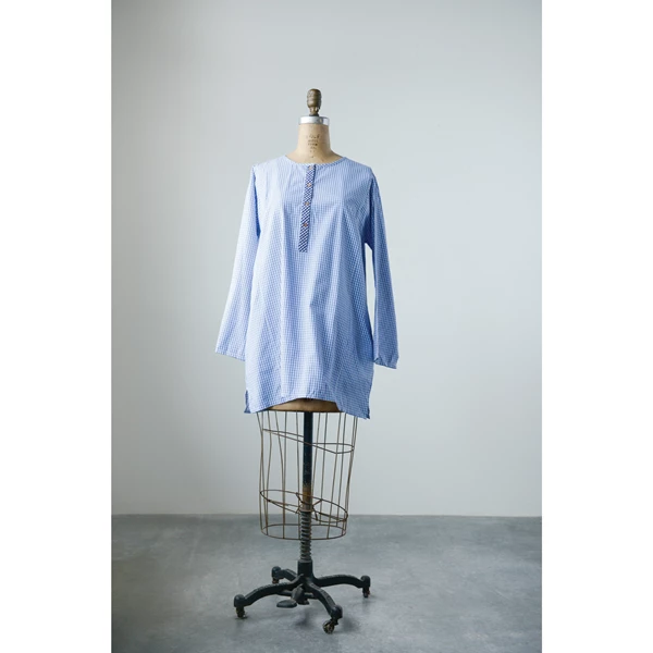 creative co op Cotton Woven Gingham Nellie Shirt Extra Large