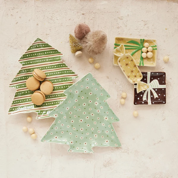 Creative Co Op Stoneware Tree Shaped Plate With Holiday Pattern 2 Styles ©