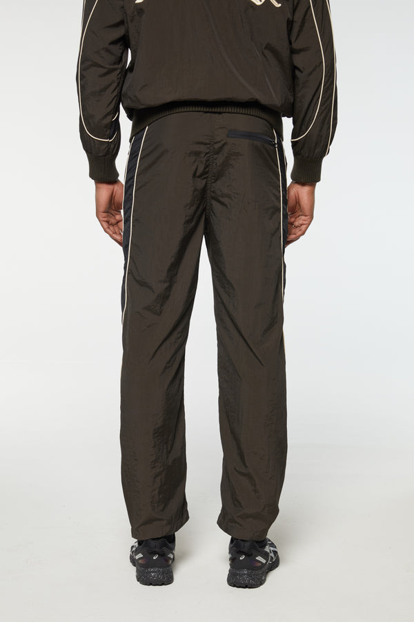 Criminal Damage PANELLED TRAINING JOGGER BLACK CHOCOLATE