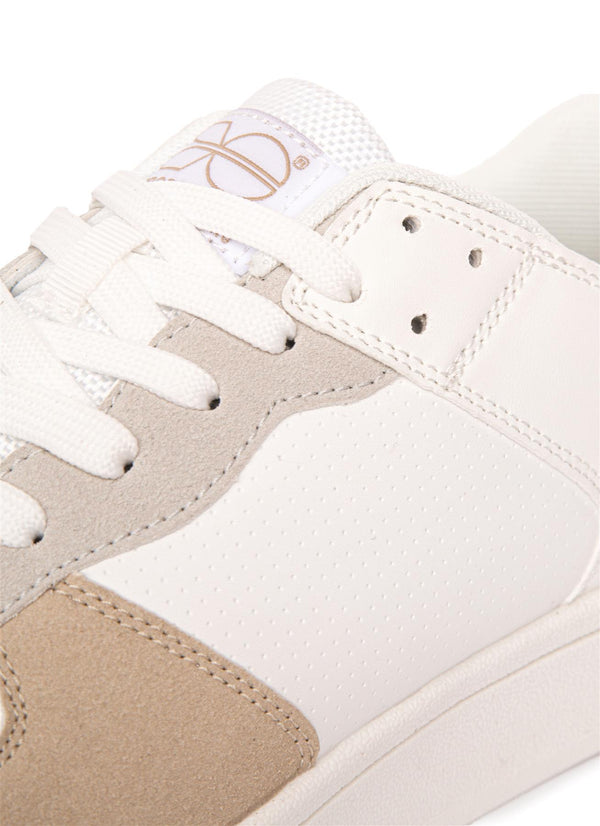 Crosshatch Avelino Trainers White