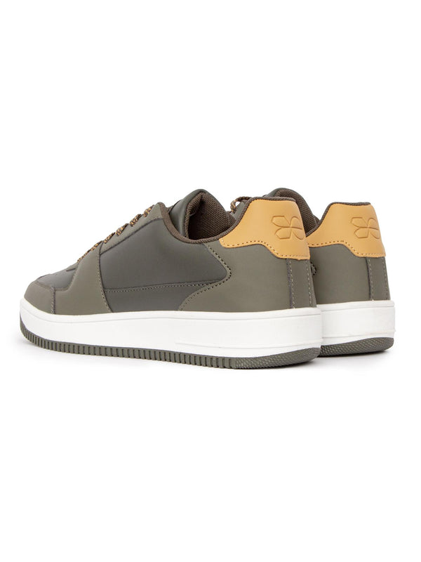 Crosshatch Toribio Trainers Olive
