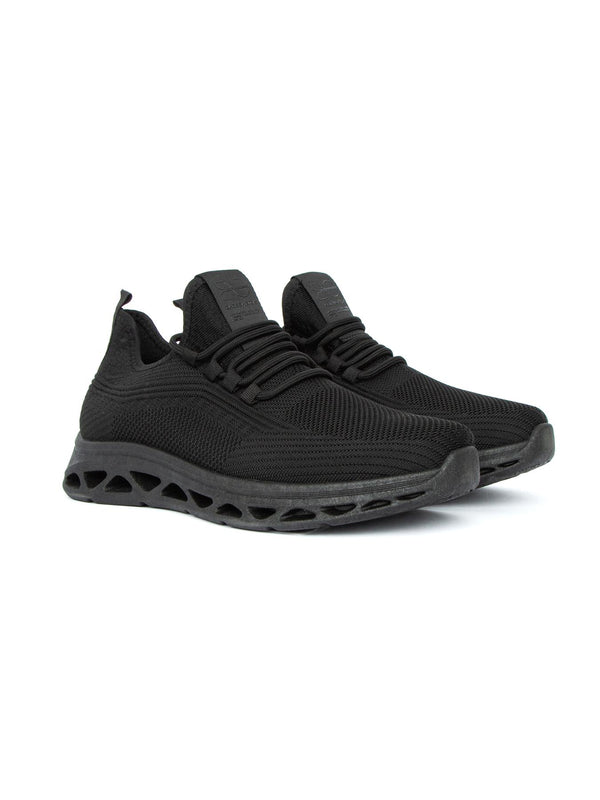 crosshatch Trebedw Trainers Black Mono