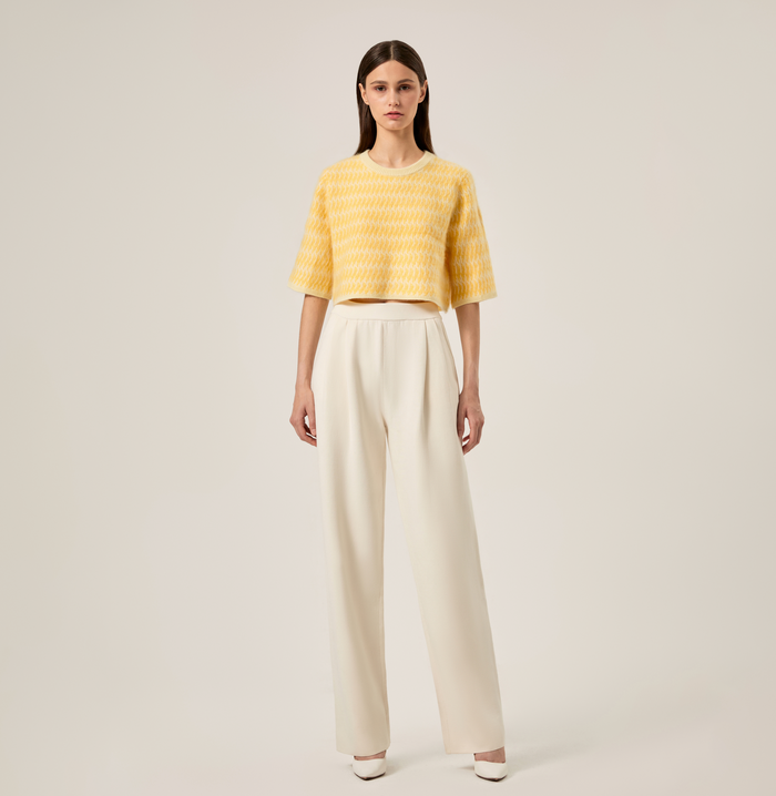 crush TWO-TONED FLUFFY CASHMERE CREWNECK CROPPED TOP Moonlight yellow
