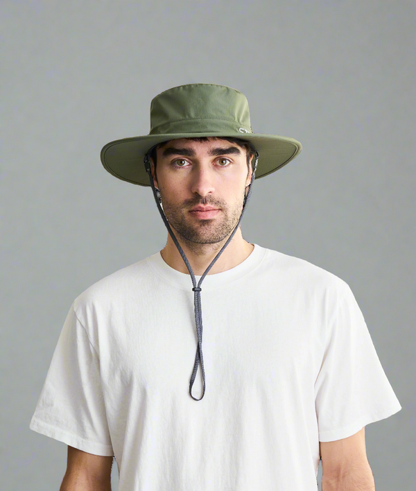 Ctr Stratus Cloud Burst Bucket Hat