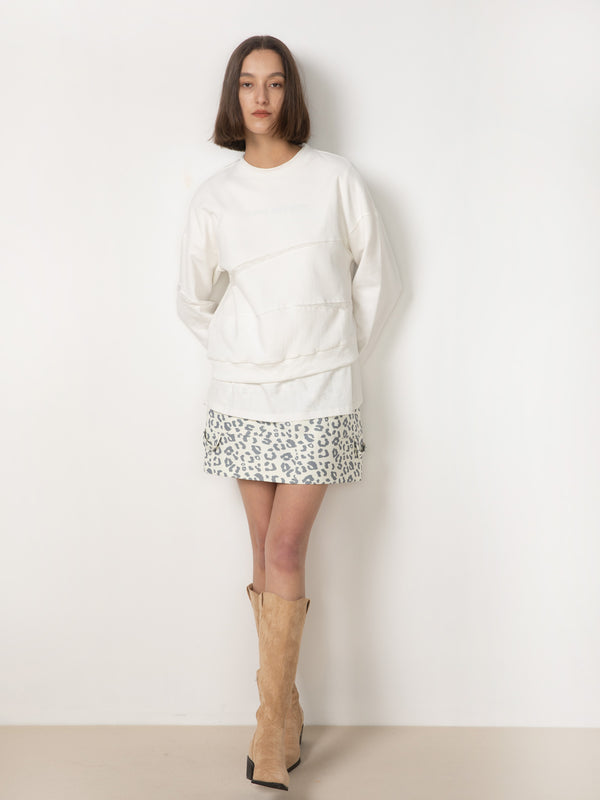 Cubic Asymmetric Hem Short Jersey Sweatshirt White