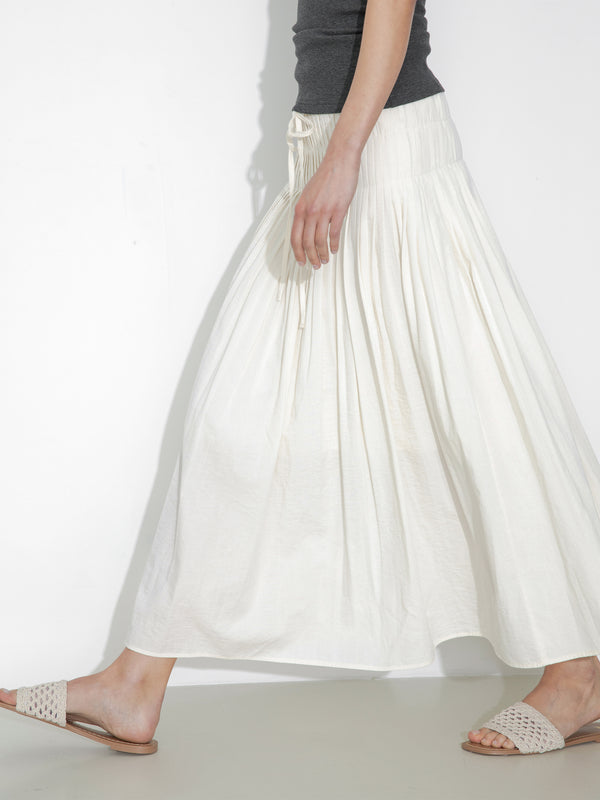 Cubic High-Waist Drawstring Pleated Skirt Beige