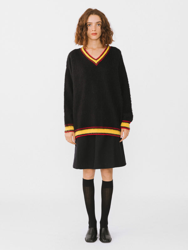 Cubic Knitted V-Neck Pullover Black