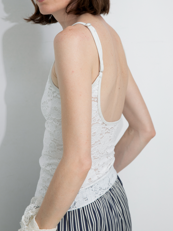 Cubic Lace Slim-Fit V-Neck Cami Top White