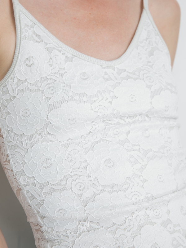 Cubic Lace Slim-Fit V-Neck Cami Top White