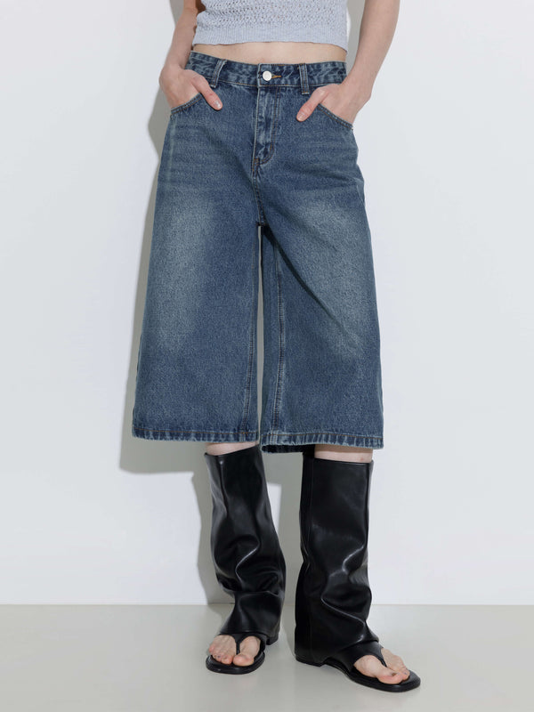 Cubic Loose Fit Knee-Length Denim Shorts Blue