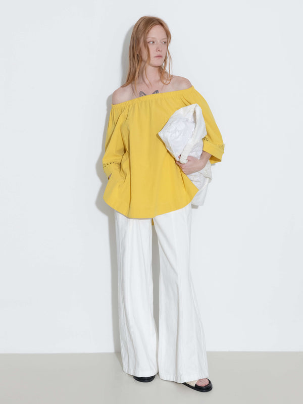 cubic Off-Shoulder Short Sleeve Top White