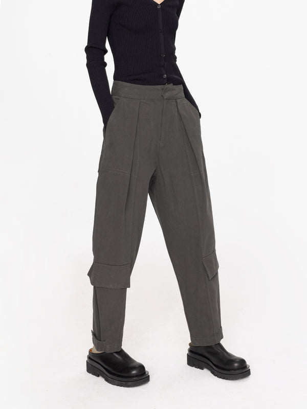 Cubic Pleat Cargo Trousers Khaki