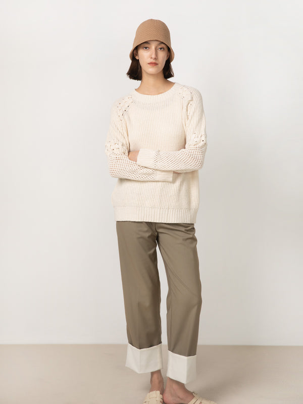 Cubic Raglan Sleeve Niche Knit Pullover Beige
