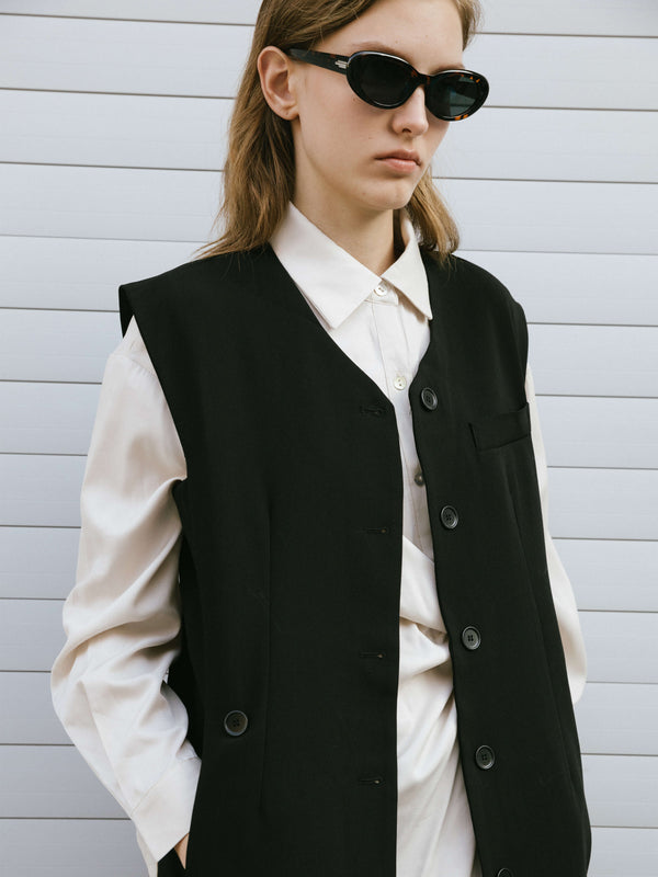 Cubic V-neck Long Tailored Vest Black