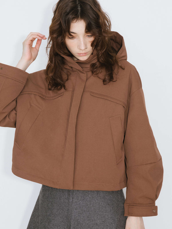 Cubic ONE BY CUBIC High Neck Short Loose Hem Down Jacket With Hood White