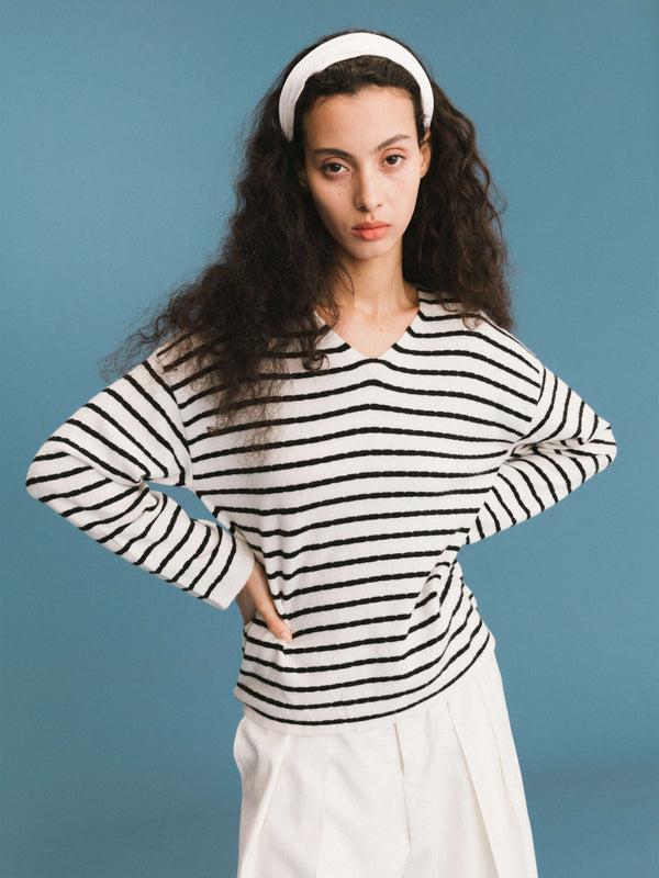 Cubic ONE BY CUBIC Striped Wool Knitted Jumper Black