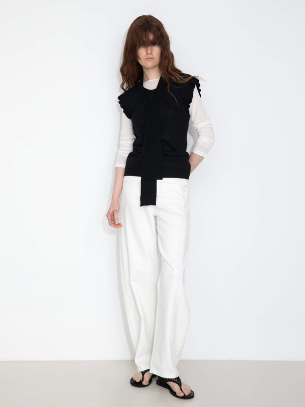cubic Ruffled Sleeve Sleeveless Knit Top with Attached Scarf White