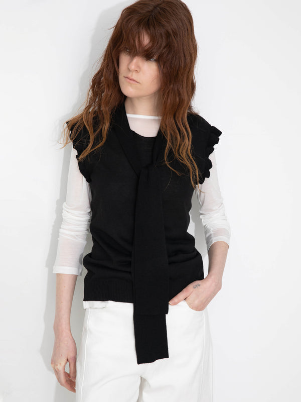 Cubic Ruffled Sleeve Sleeveless Knit Top With Attached Scarf White