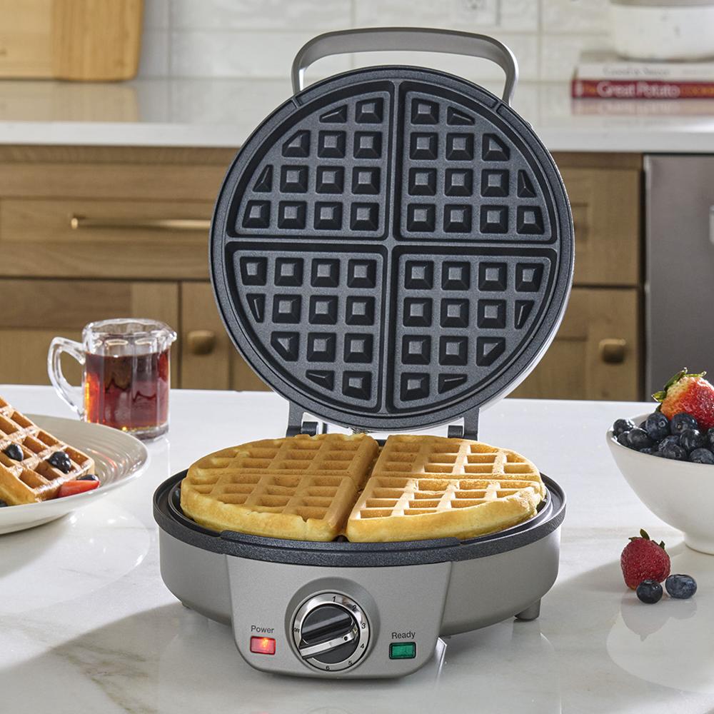 Cuisinart 4 Slice Belgian Waffle Maker - Round WAF-200NAS