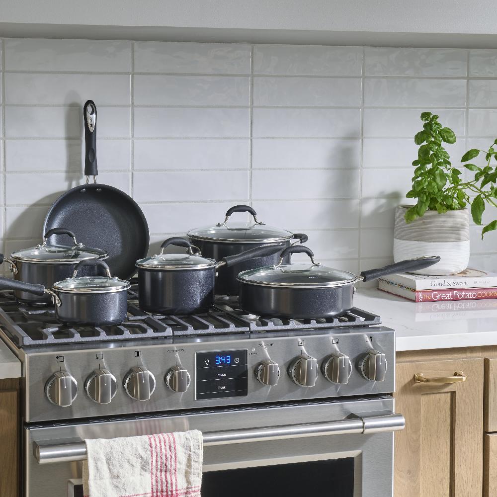 Cuisinart Advantage ® 11 Piece Nonstick Cookware Set 55-11BK Black